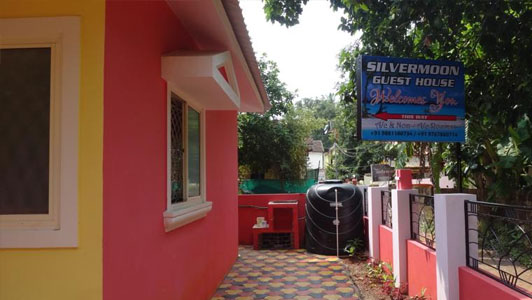 Silver Moon Guest House in Goa